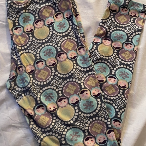 Lularoe Nesting doll leggings - Picture 2 of 3